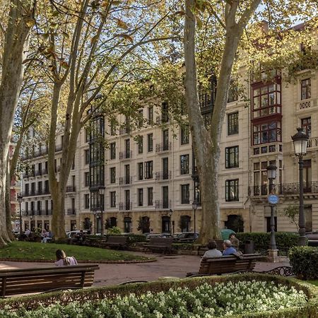 Batimont Suites & Apartments Bilbao Exterior foto